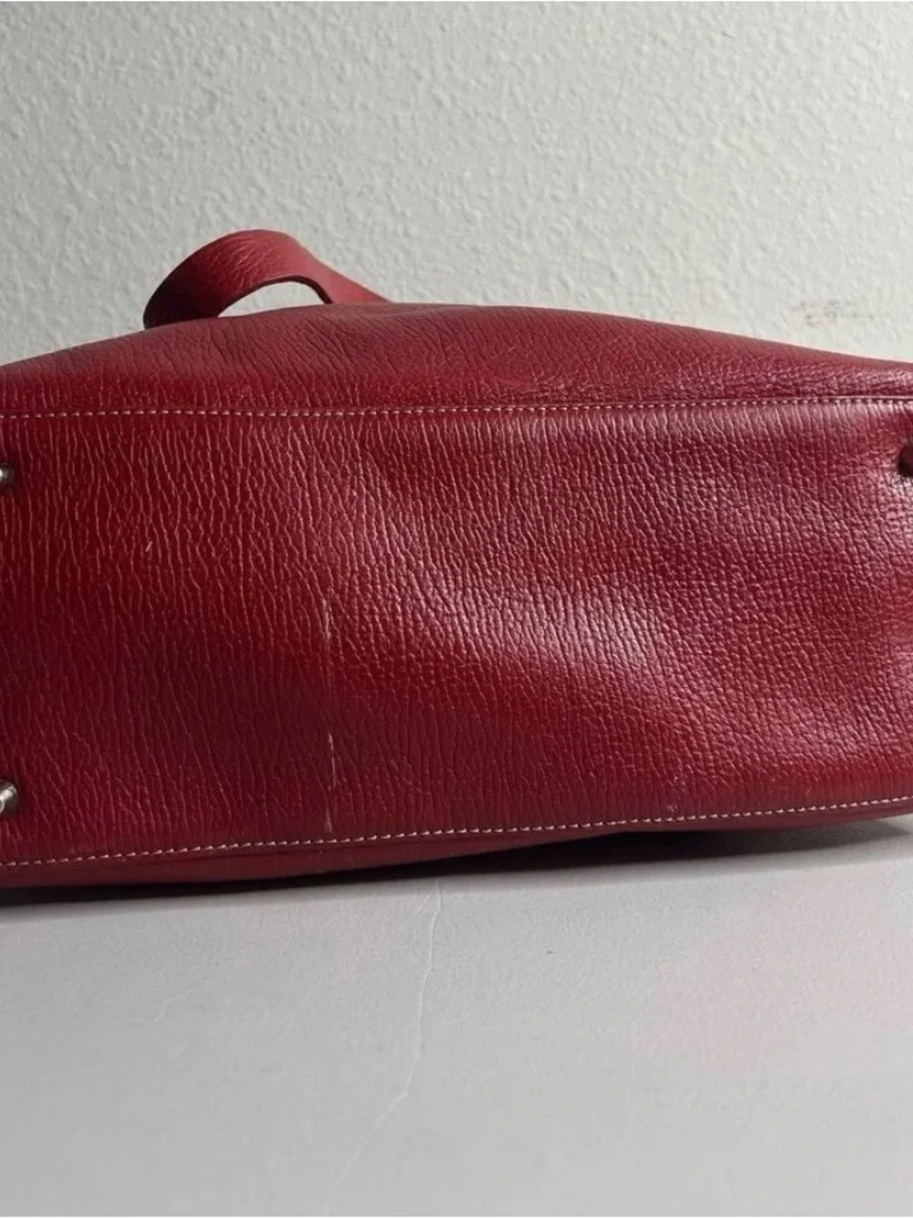 Maxx New York Red Glossy Pebbled Leather Hobo/ShoulderbBag Contrast